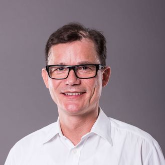 Dr. med. Enzo Hamann Dr. med. Enzo Hamann