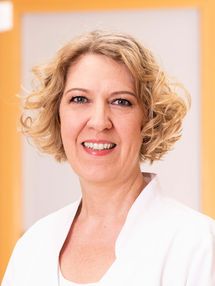 Dr. med. Jacqueline Repmann Dr. med. Jacqueline Repmann