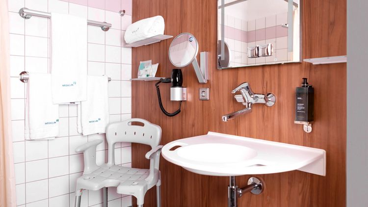 Badezimmer im Wahlleistungsszimmer Privita